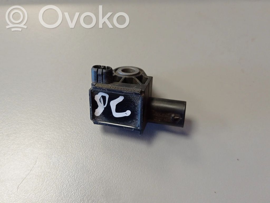 Chrysler Pacifica Airbag deployment crash/impact sensor 