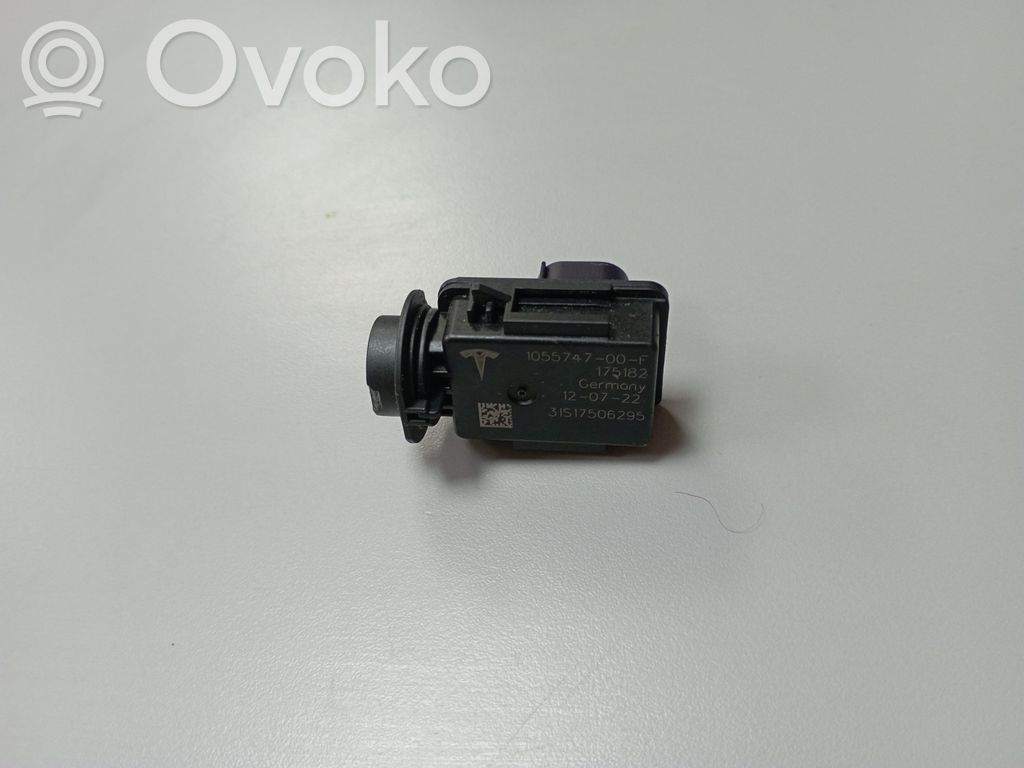 Tesla Model Y Air quality sensor 