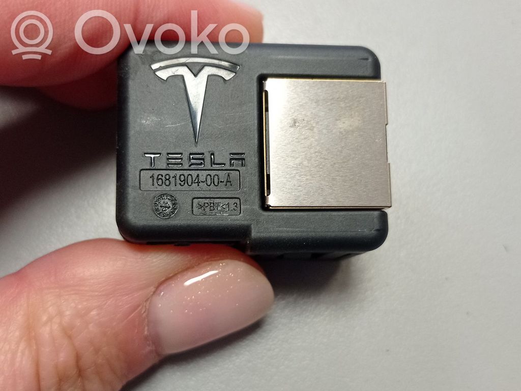 Tesla Model Y AUX in-socket connector 