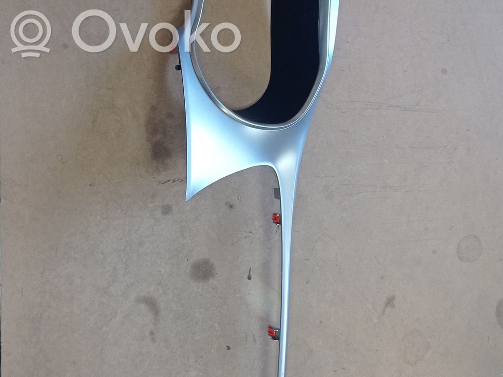 Chrysler Pacifica Dashboard trim 