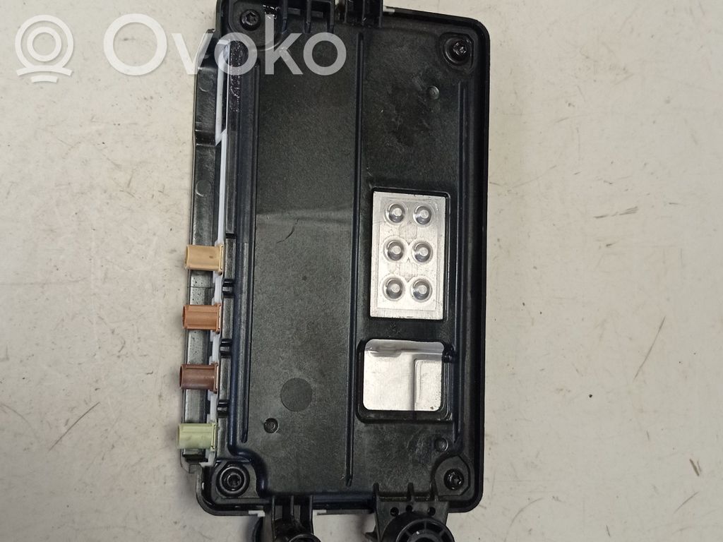 Chrysler Pacifica Camera control unit module 