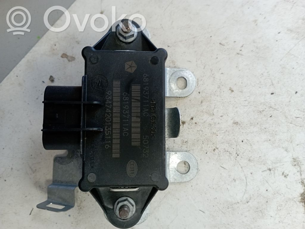 Chrysler Pacifica Fuel injection pump control unit/module 