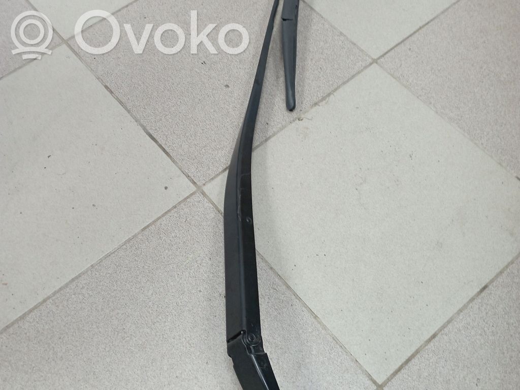 Chrysler Pacifica Windshield/front glass wiper blade 