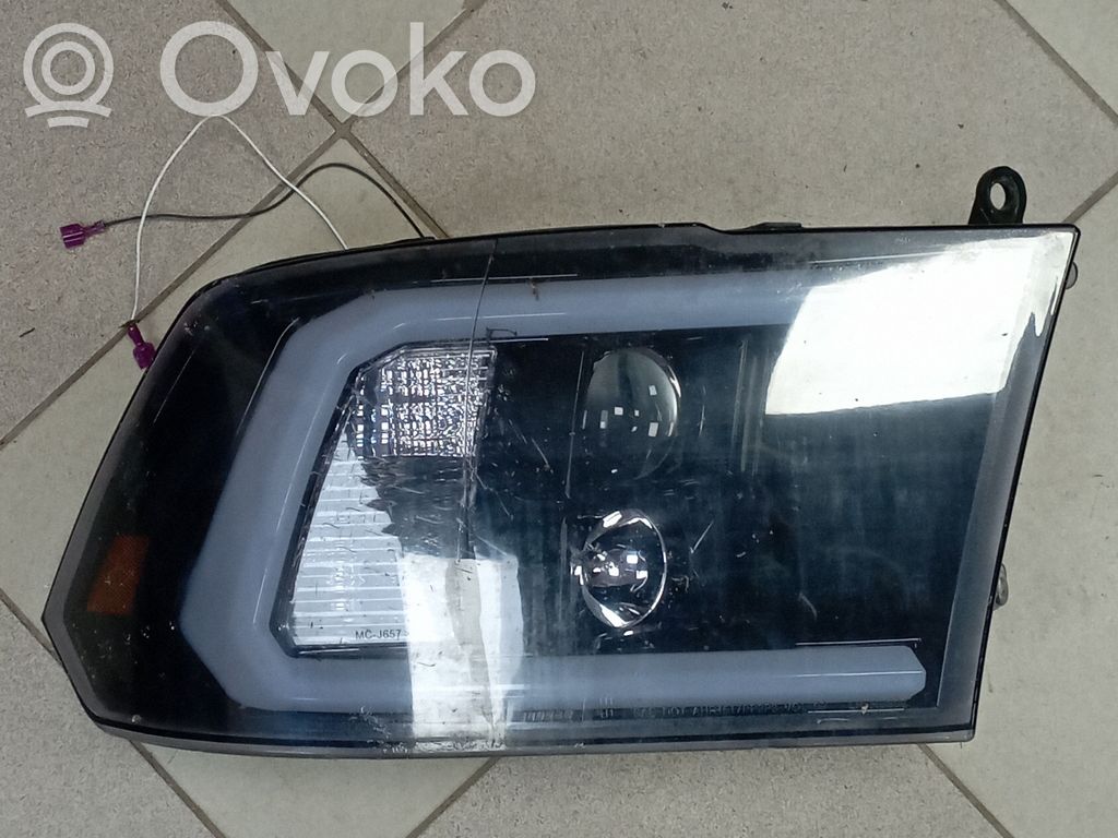 Phare frontale   68093217AB,68093217AC,68093217AD