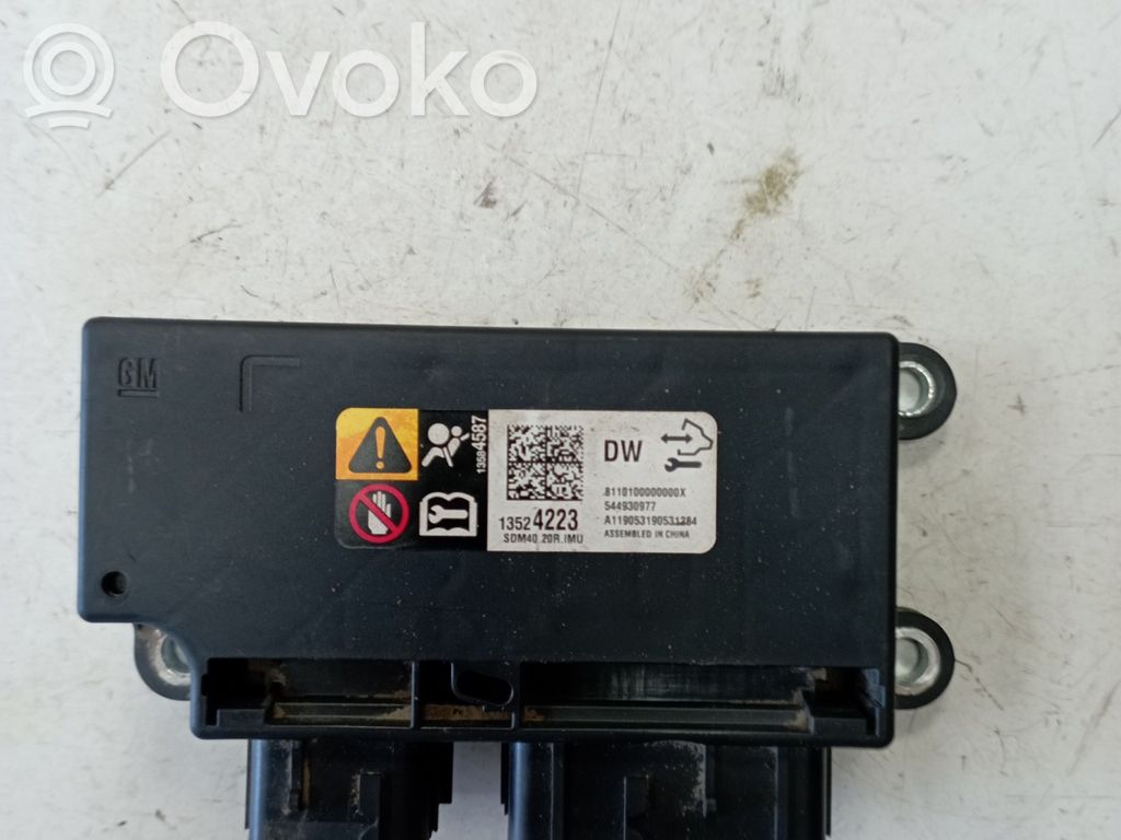 Buick Encore I Airbag control unit/module 