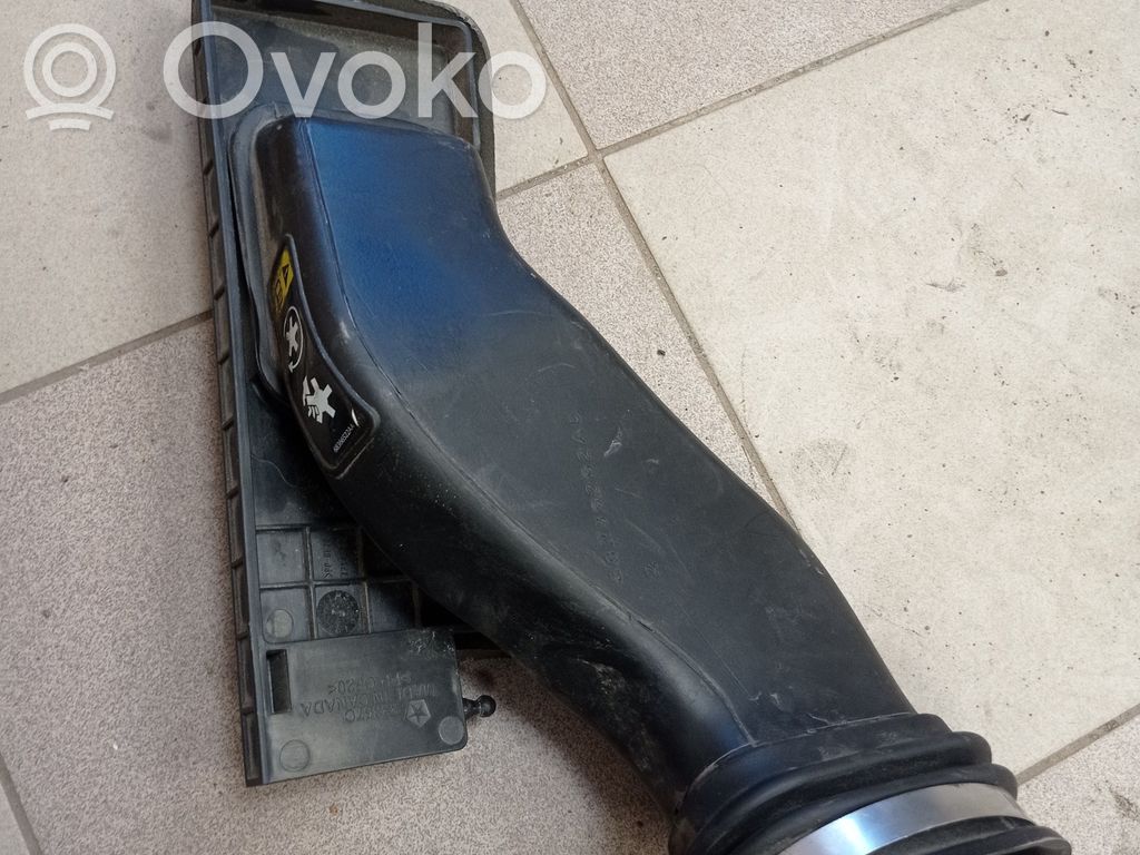 Chrysler Pacifica Air intake duct part 