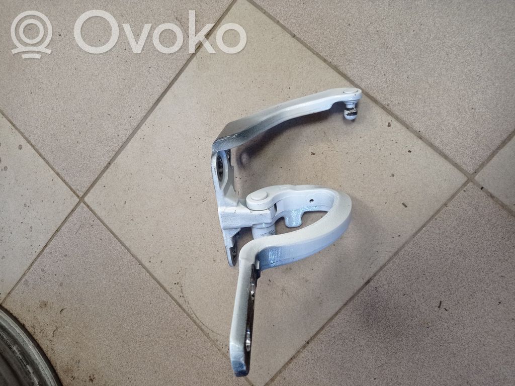 Rear door upper hinge   1898789