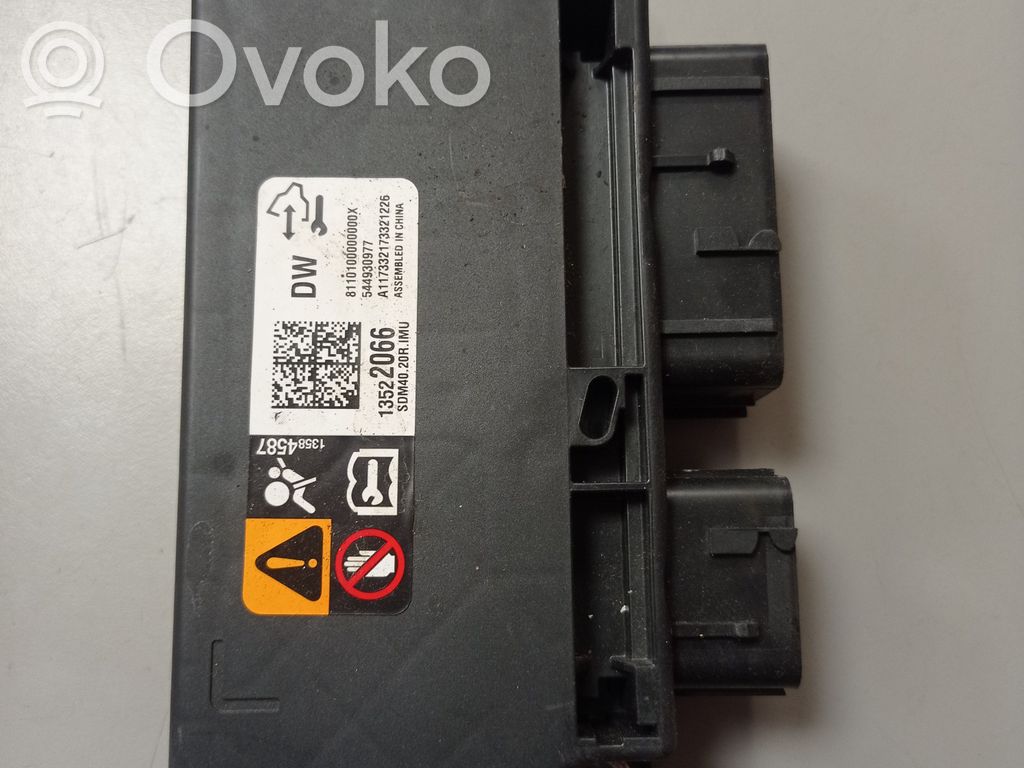 Buick Encore I Airbag control unit/module 