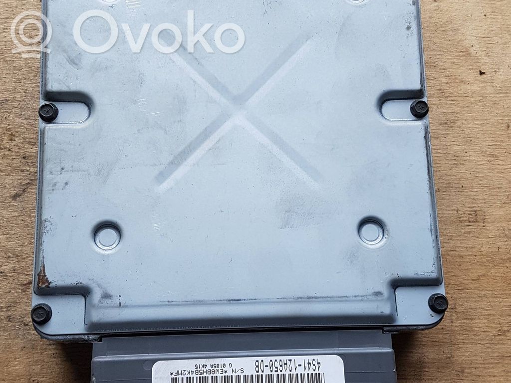 Ford Mondeo Mk III Engine control unit/module 