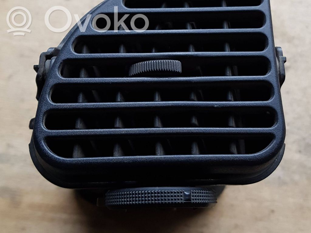 Ford Transit Centrinės oro grotelės 