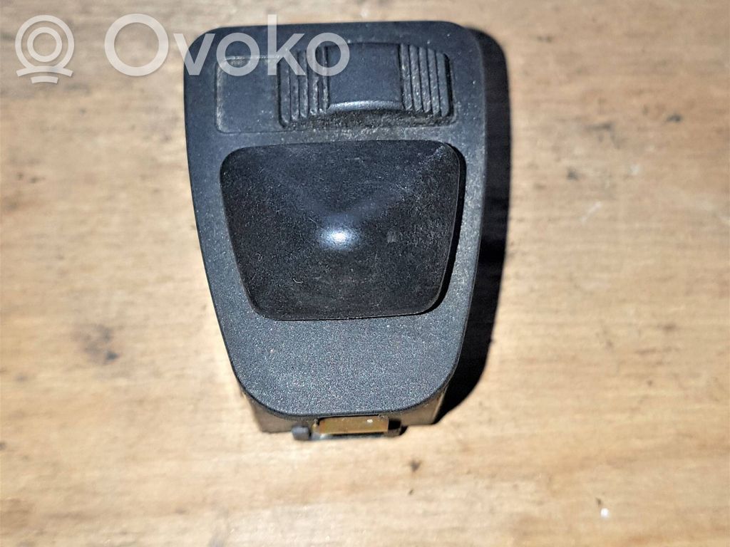 Wing mirror switch   03200500