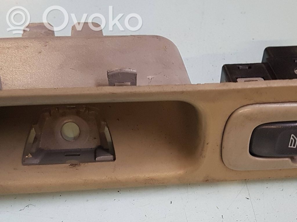 Electric window control switch   9476696