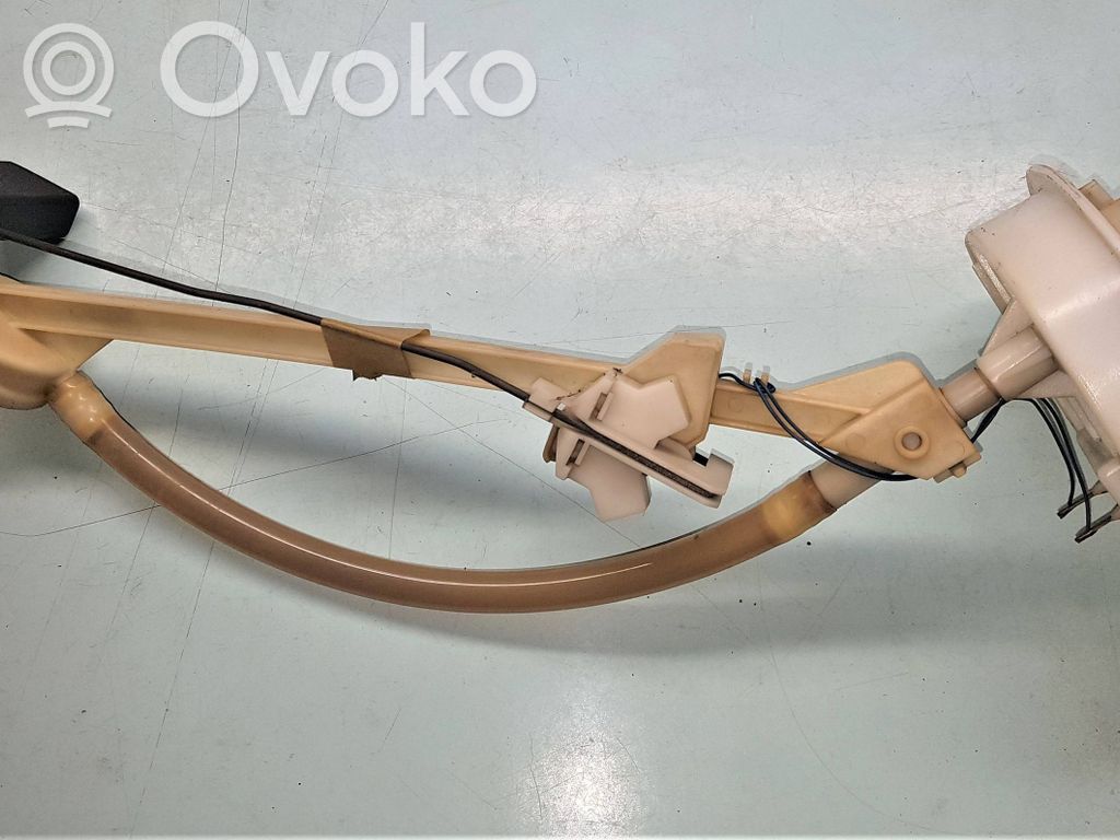 Audi 80 90 S2 B4 In-tank fuel pump 