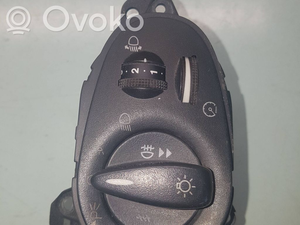 Ford Focus Light switch 