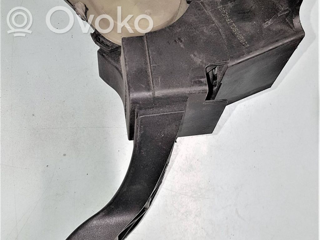 Accelerator throttle pedal   2M519F836AE,1072585