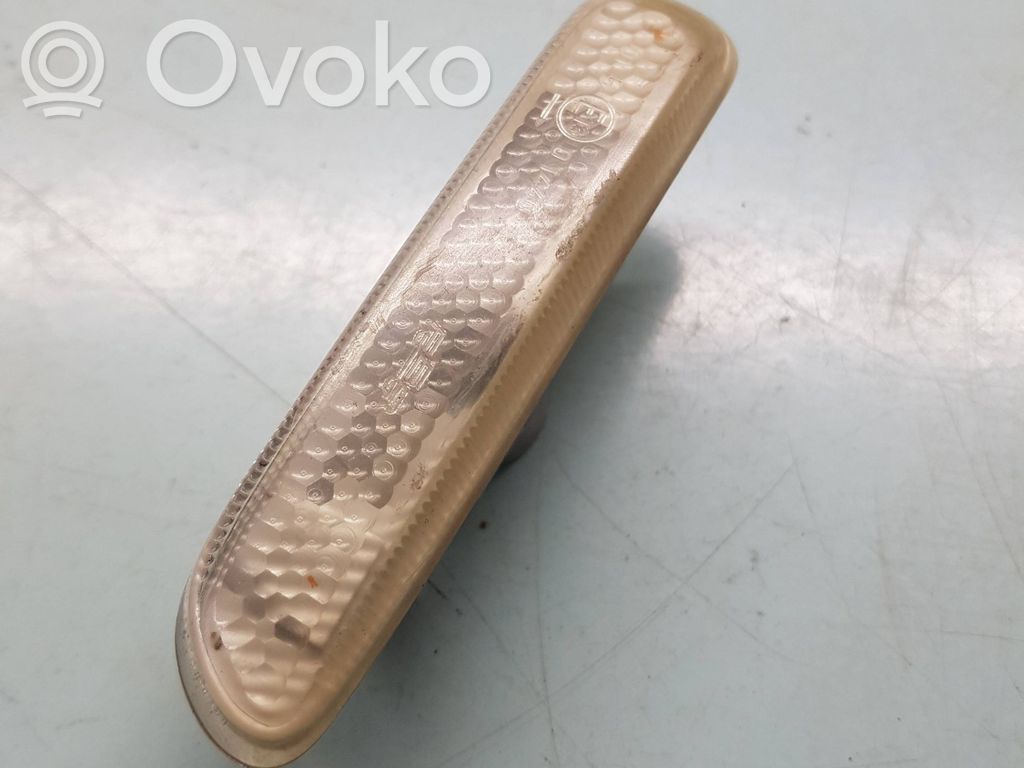 BMW X5 E53 Front fender indicator light 