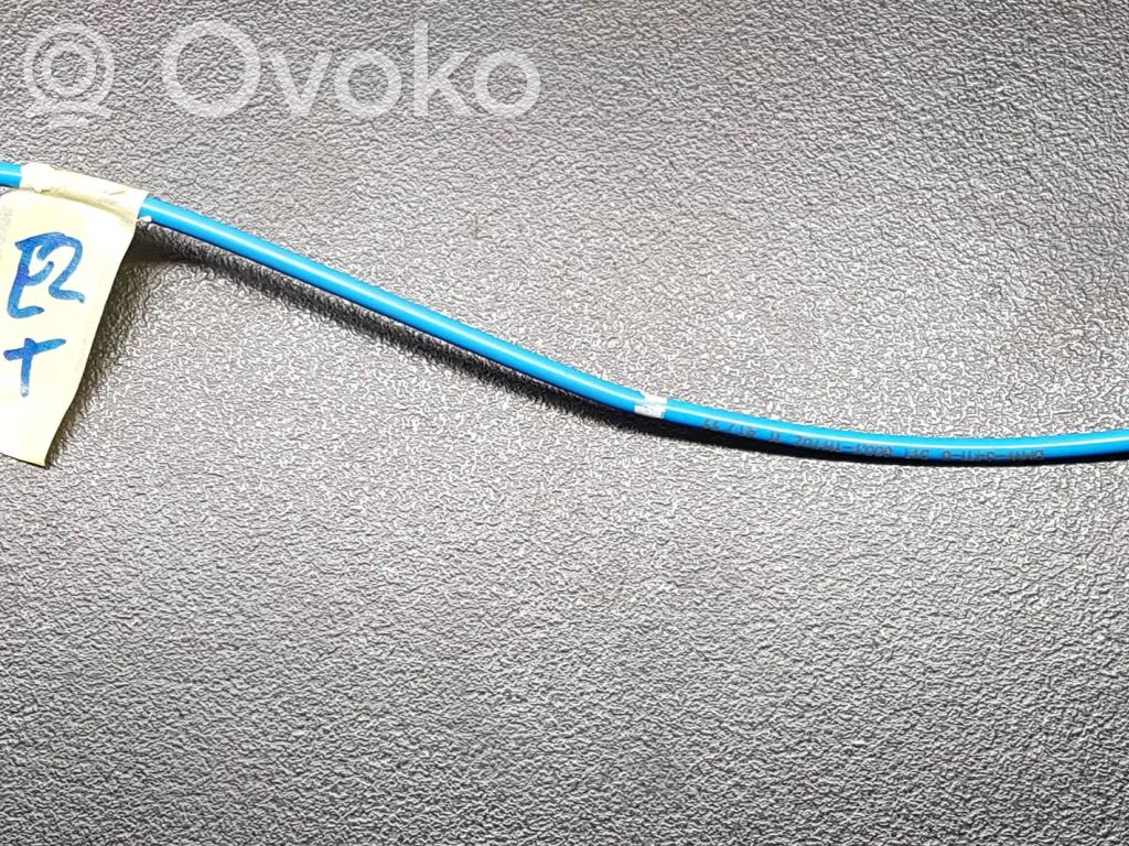 Câble commande volet d'air   8391800