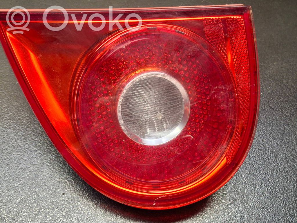 Volkswagen Golf VI Lampă spate în capacul portbagajului 