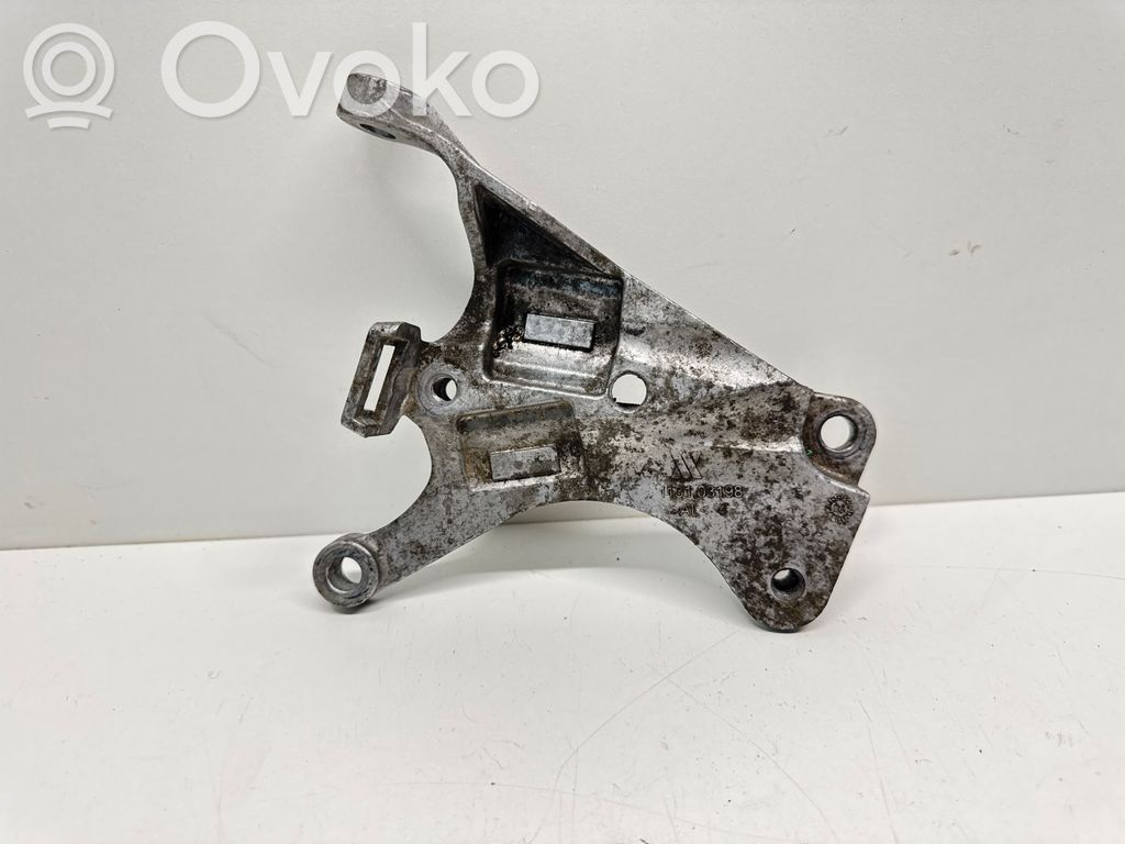 Peugeot 308 Engine mounting bracket 