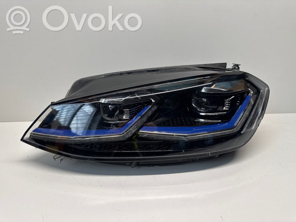Volkswagen Golf VII Scheinwerfer 