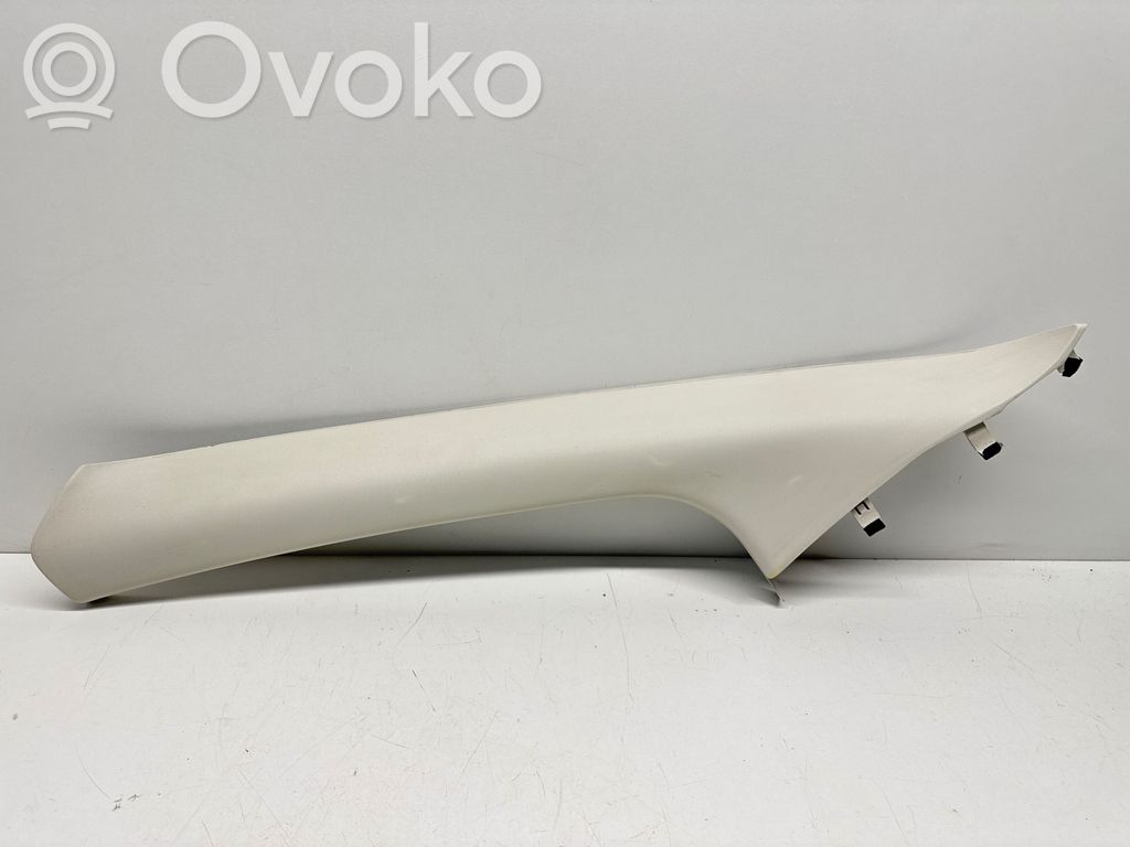 Ford Focus (A) pillar trim 
