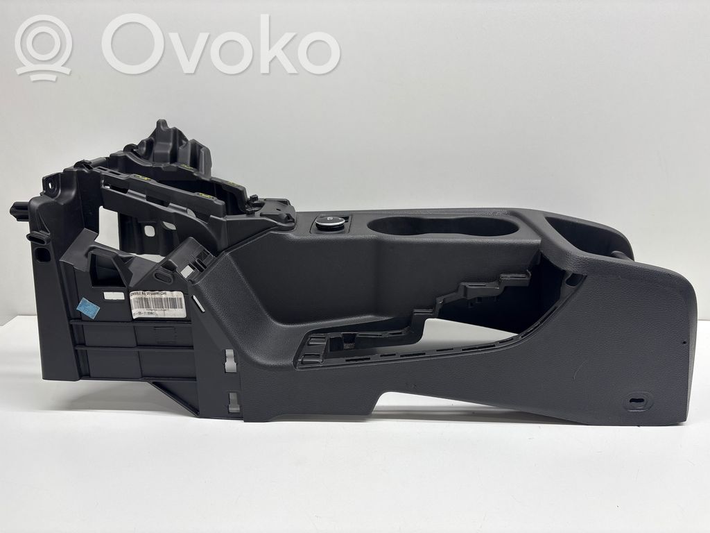 Ford Focus Center console 