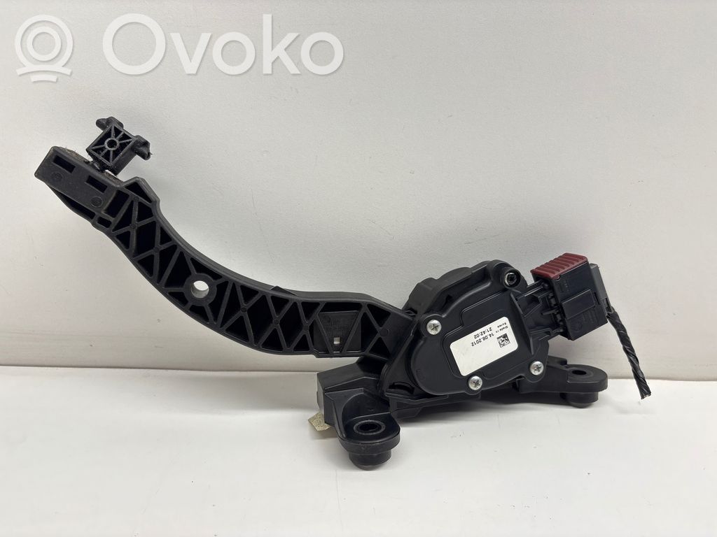 Akceleratoriaus pedalas   A10032700A6100