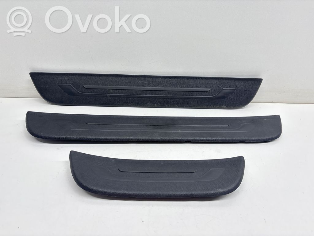 KIA Ceed Priekinio slenksčio apdaila (vidinė) 