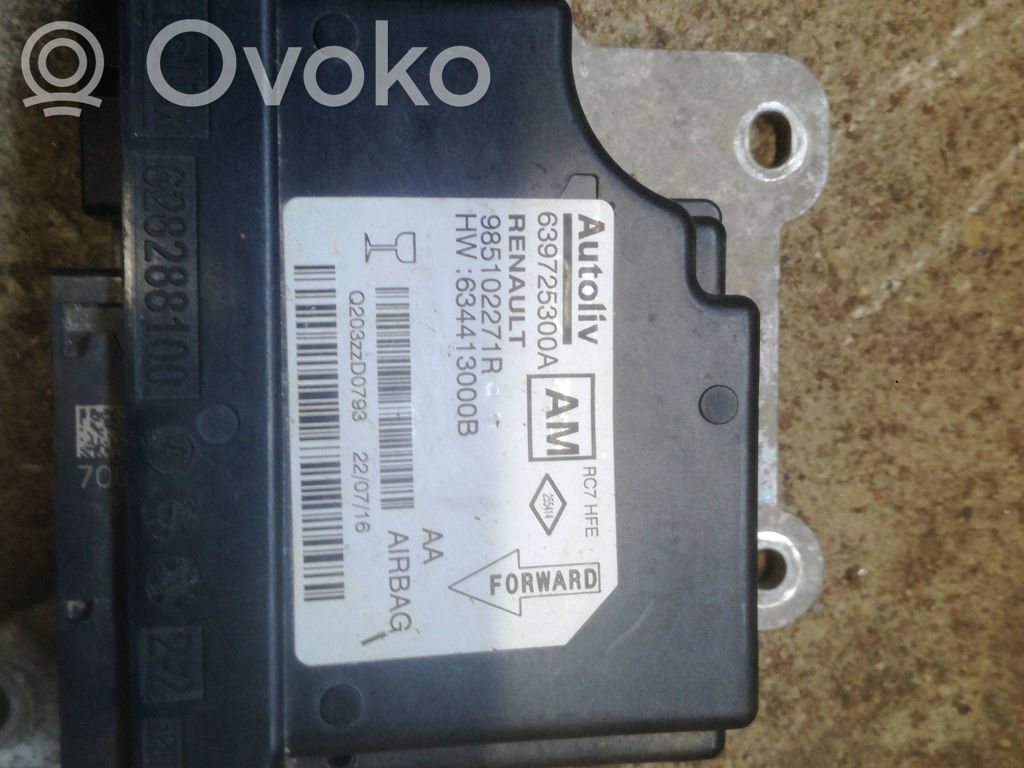 Renault Kadjar Airbag control unit/module 
