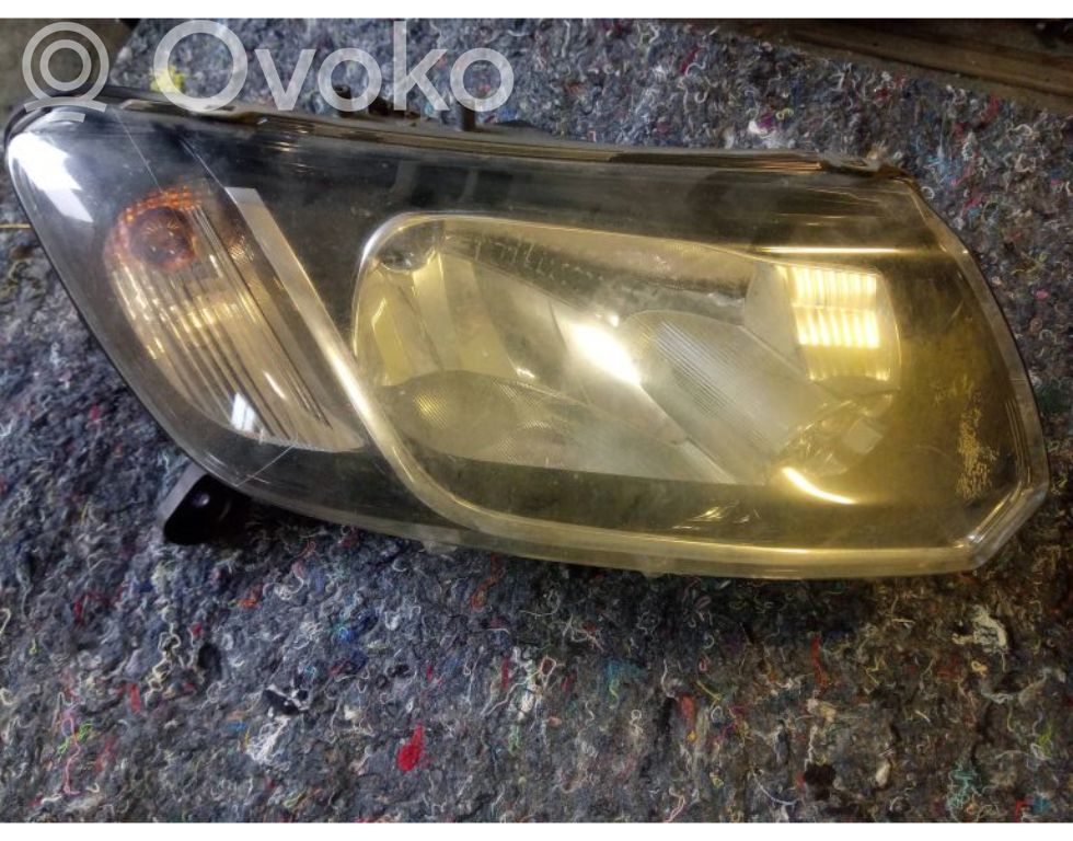 Dacia Logan II Headlight/headlamp 