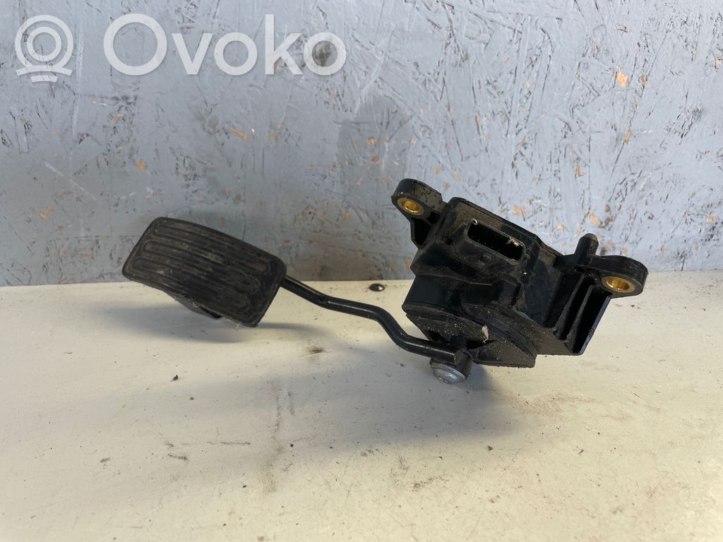 Renault Koleos I Akceleratoriaus pedalas 