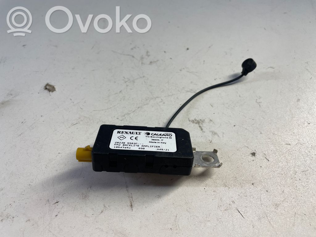 Renault Clio V Amplificador de antena aérea 