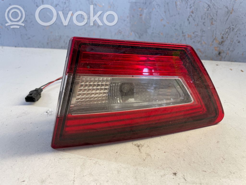 Renault Clio IV Rear/tail lights 