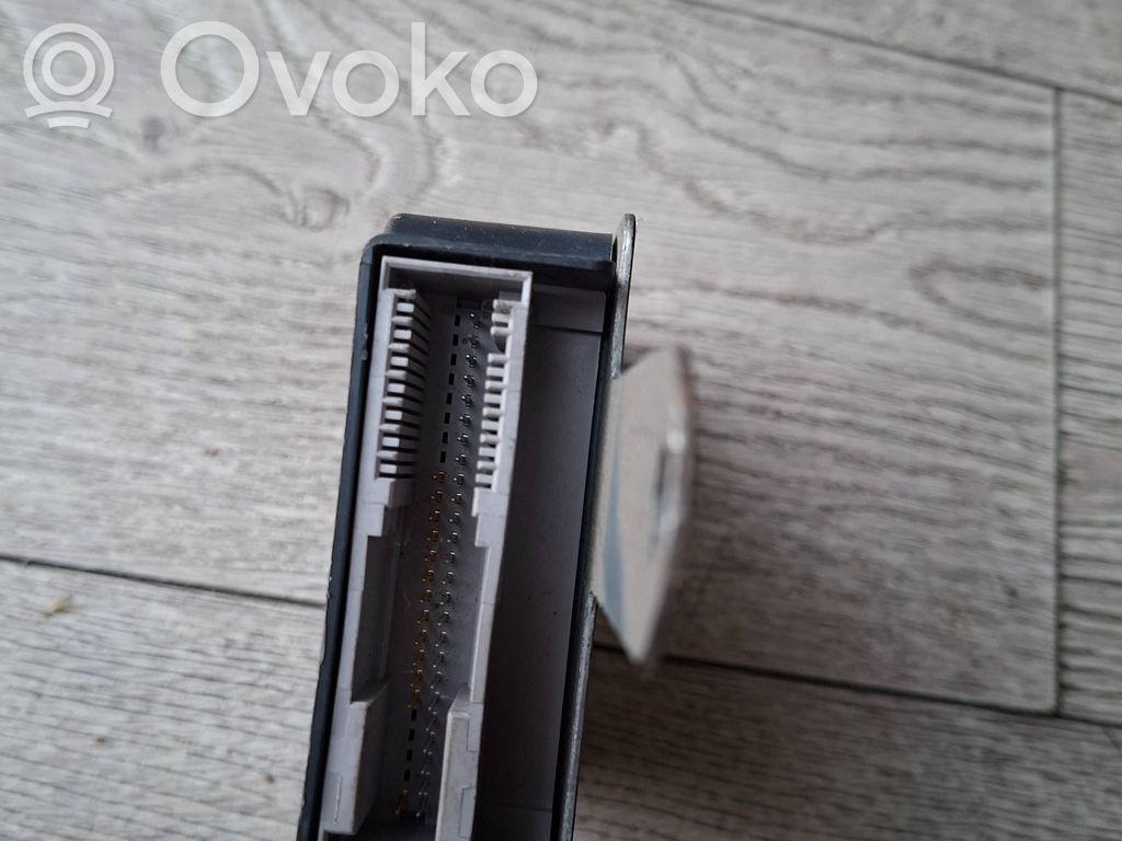 Renault Captur Airbag control unit/module 