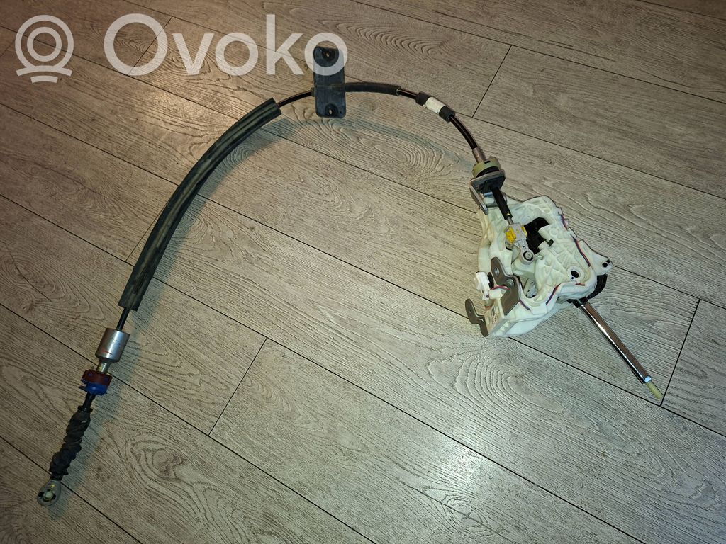 Renault Trafic III (X82) Gear shift cable linkage 