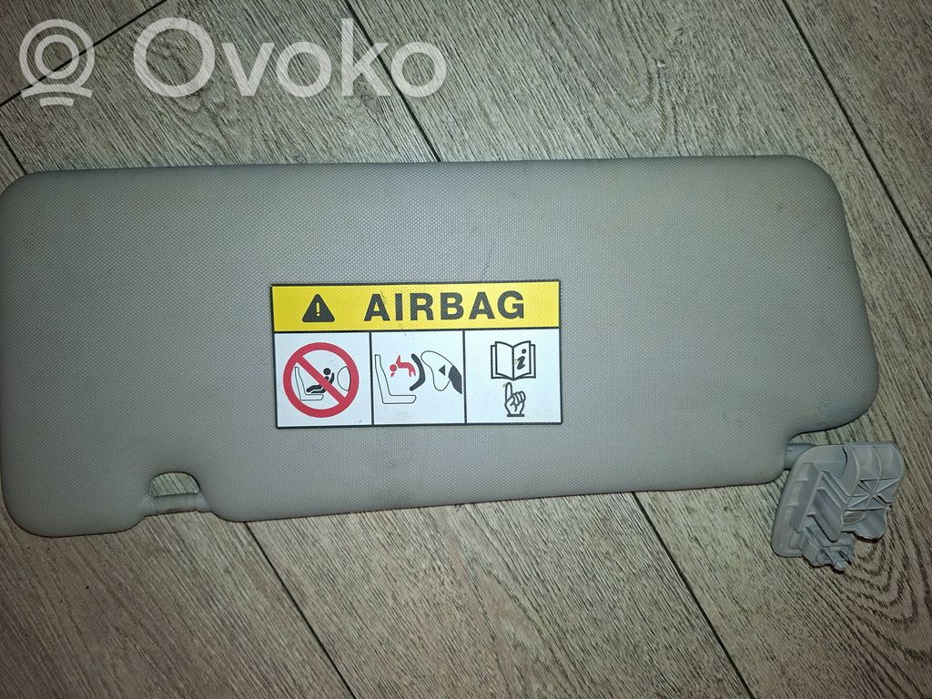 Renault Captur Häikäisysuoja 