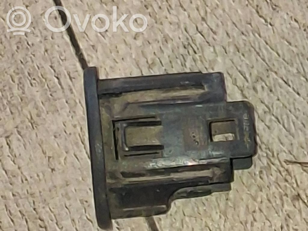 Renault Megane III Rear parking sensor holder (PDC) 