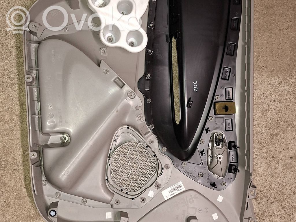 Renault Zoe Rivestimento del pannello della portiera anteriore 