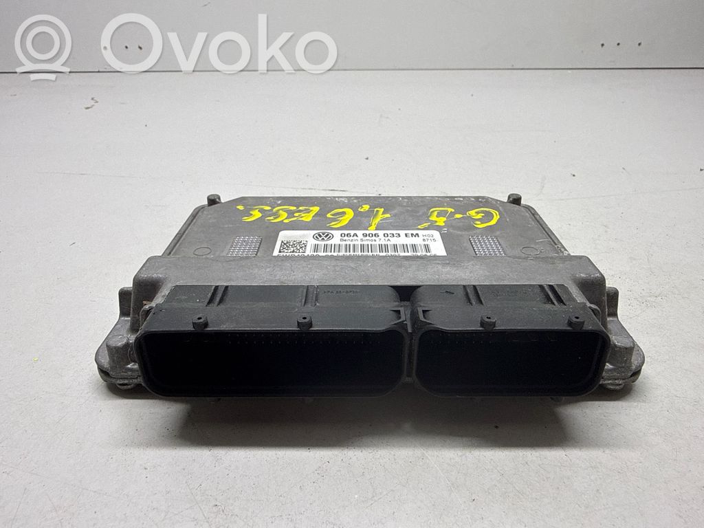 Volkswagen Golf V Engine control unit/module 