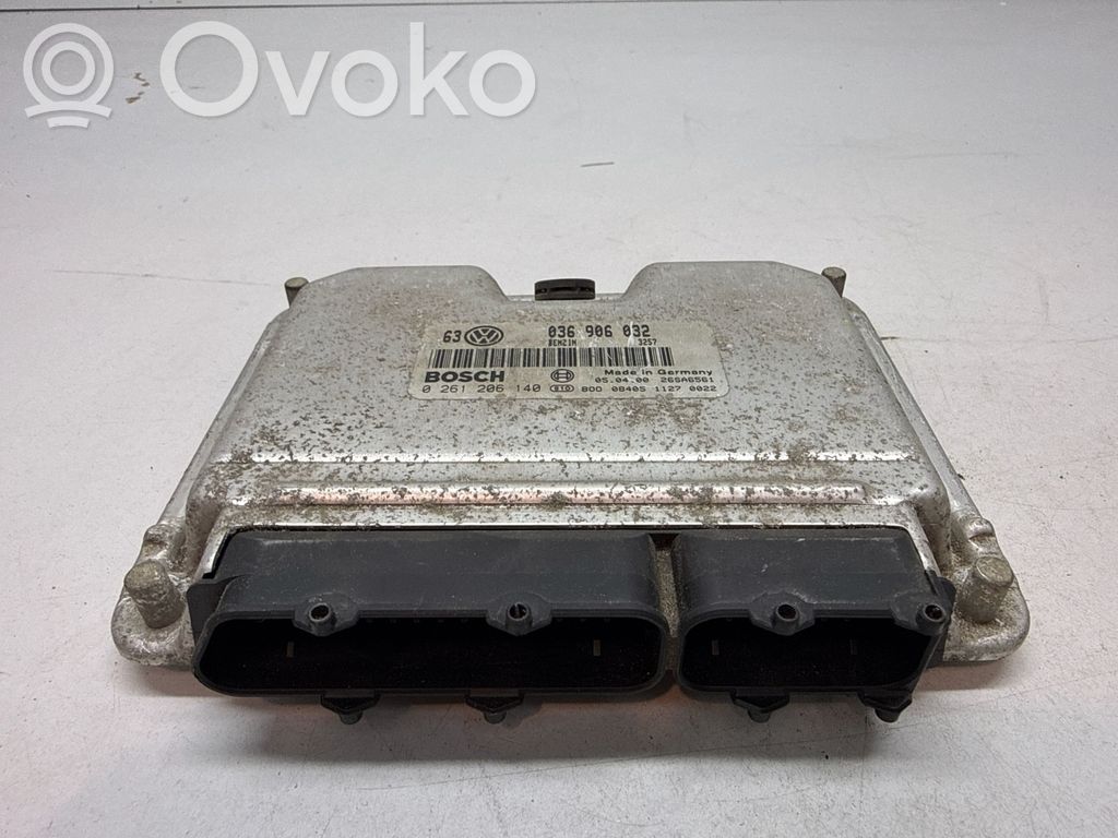 Volkswagen Golf IV Engine control unit/module 