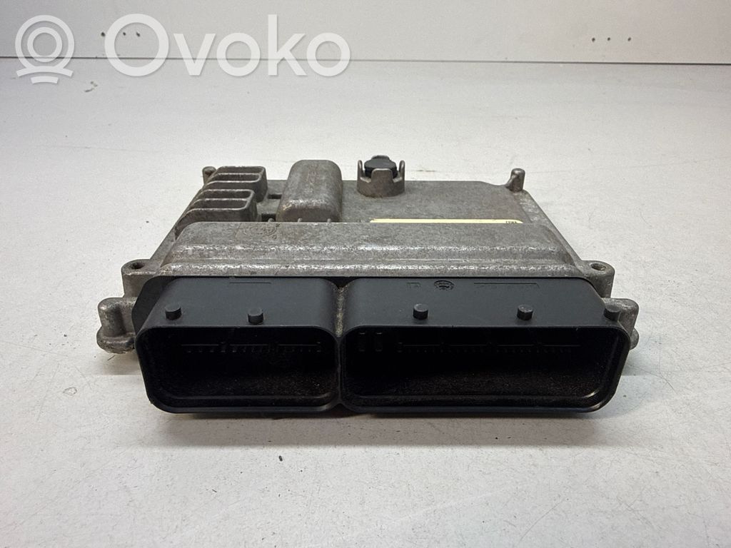 Skoda Fabia Mk2 (5J) Engine control unit/module 