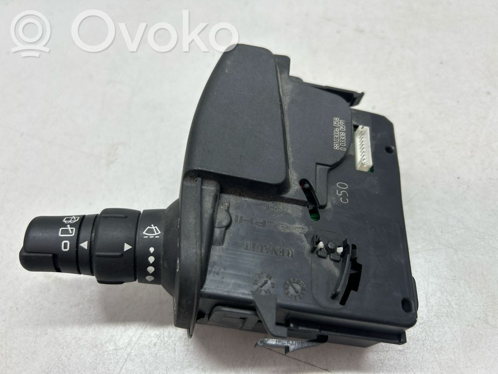 Renault Kangoo II Wiper control stalk 
