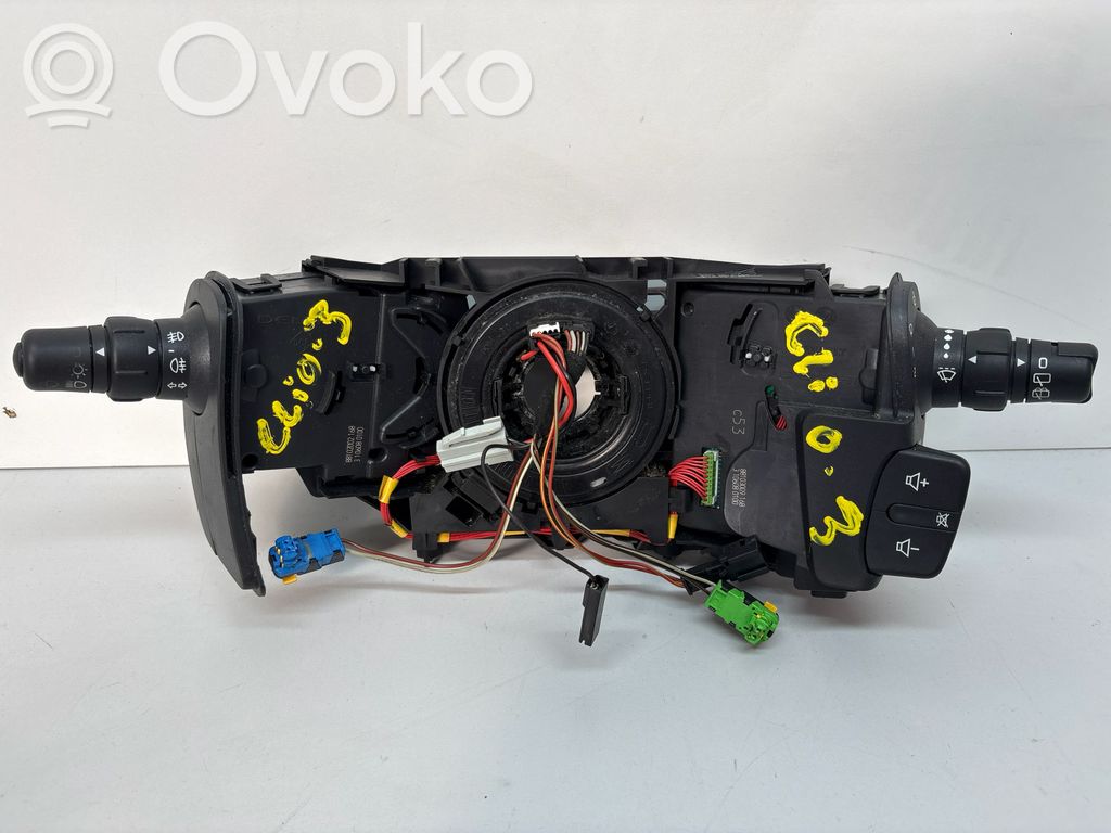Renault Clio III Rokturu komplekts 