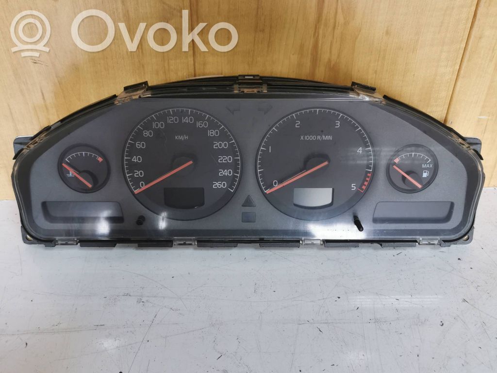 Volvo S80 Speedometer (instrument cluster) 