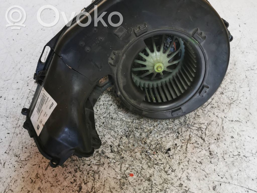 Opel Meriva A Вентилятор печки 