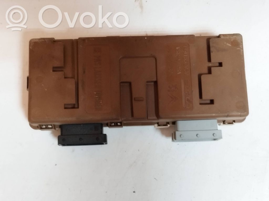 Citroen C8 Seat control module 