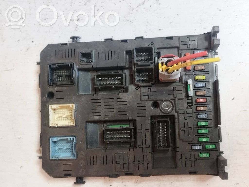 Citroen C4 I Picasso Module confort 