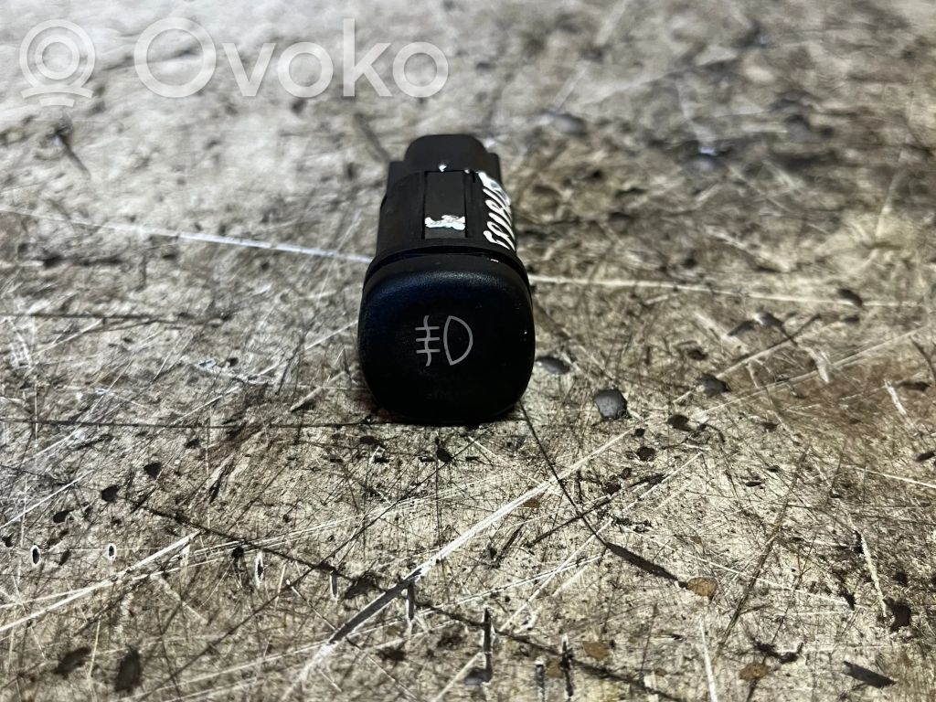 Fog light switch