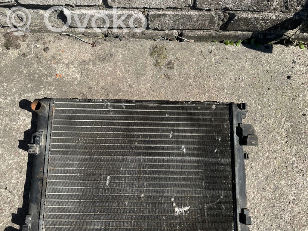Opel Vivaro Chłodnica 