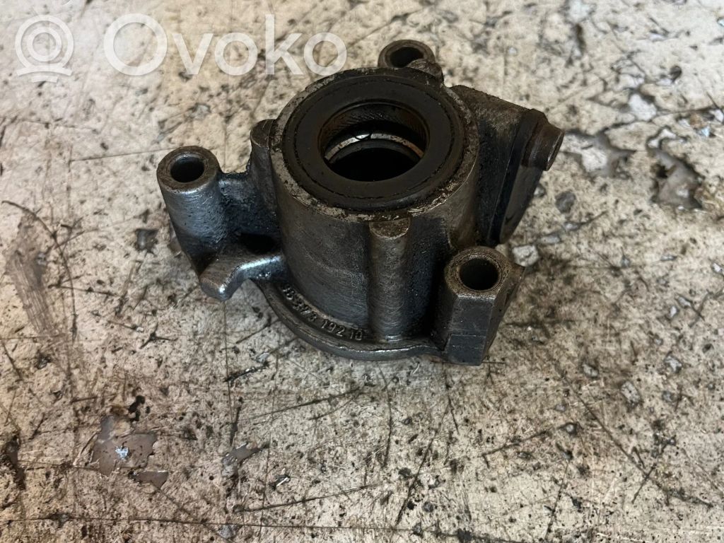 Citroen Xsara Picasso Engine mounting bracket 